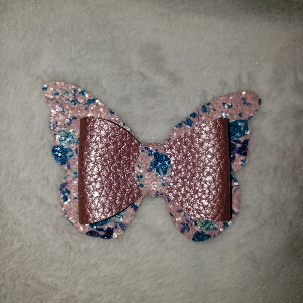 Butterfly bow